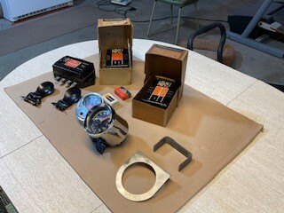 Gauges - Not Make Specific: Sun tachometers, transmitters & parts