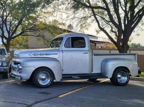1951 Ford F-100