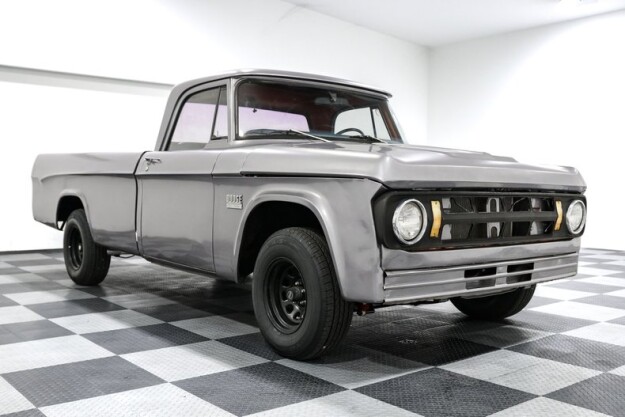 1970 Dodge D100