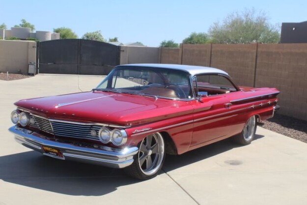 1960 Pontiac Laurentian