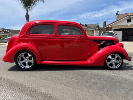 1936 Ford Custom