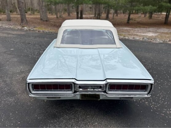 1965 Ford Thunderbird