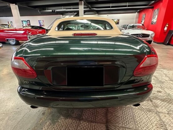 1997 Jaguar XK8