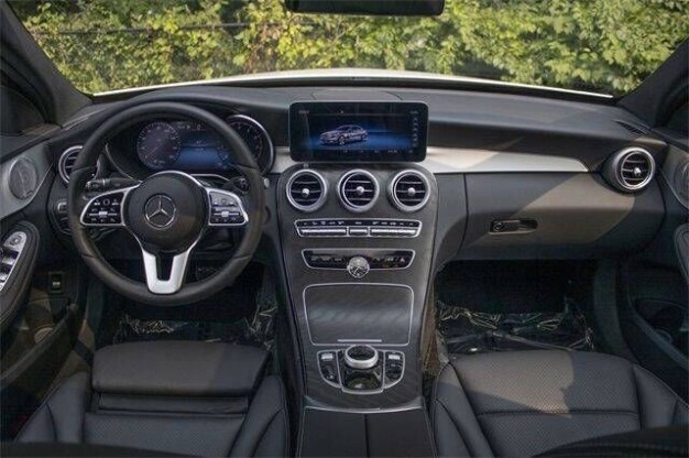 2021 Mercedes-Benz C300