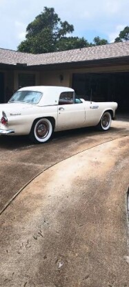 1955 Ford Thunderbird