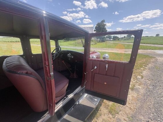 1990 Ford Model A