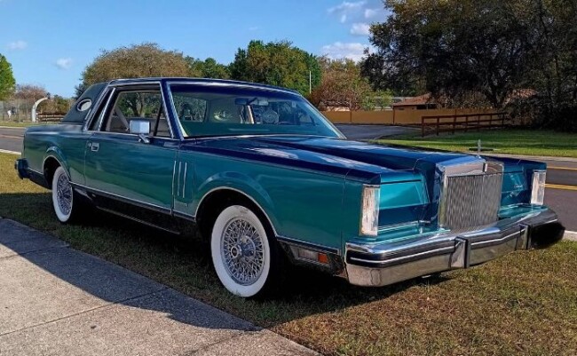 1983 Lincoln Continental