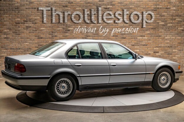 1998 BMW 740i