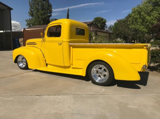 1946 Ford F-100