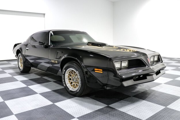 1977 Pontiac Firebird