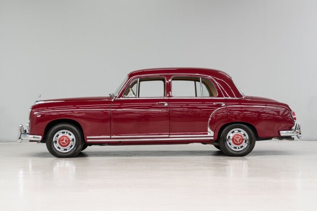 1959 Mercedes-Benz 220