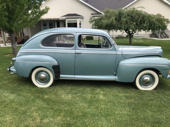 1946 Ford Deluxe