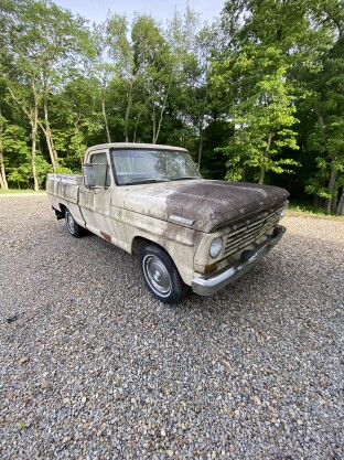 1967 Ford F-100 Pickup
