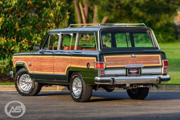 1983 Jeep Grand Wagoneer