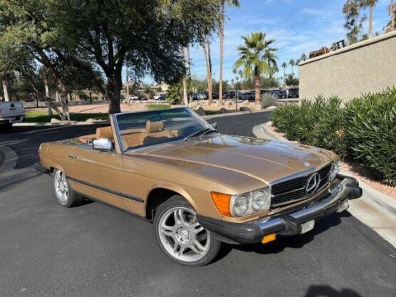 1984 Mercedes-Benz 320