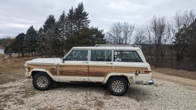 1986 Jeep Grand Wagoneer