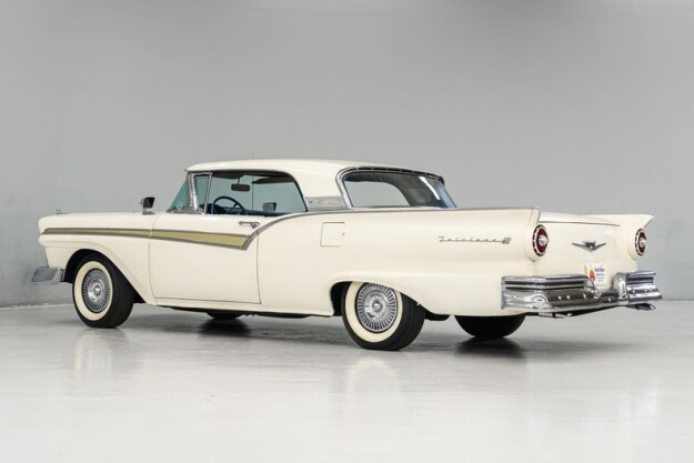 1957 Ford Fairlane