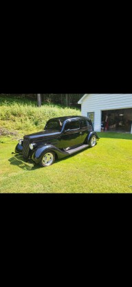 1935 Ford Sedan