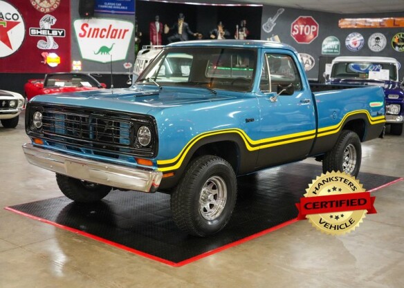 1975 Dodge W100