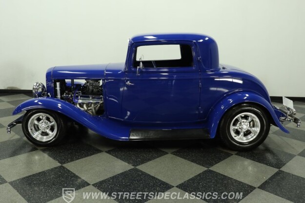 1932 Ford 3 Window