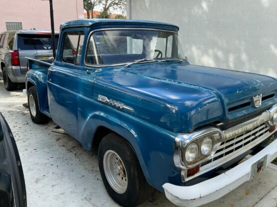 1960 Ford F-100