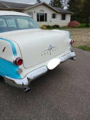 1955 Pontiac Sedan