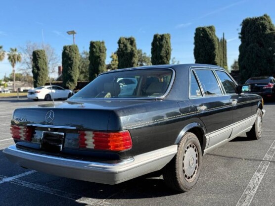 1987 Mercedes-Benz 420SEL