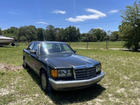 1986 Mercedes-Benz 300SE