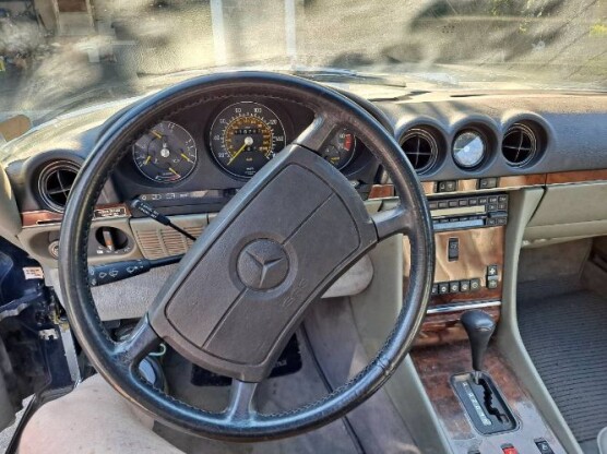 1986 Mercedes-Benz 560SL