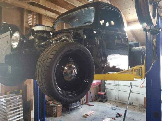 1951 Ford F-100