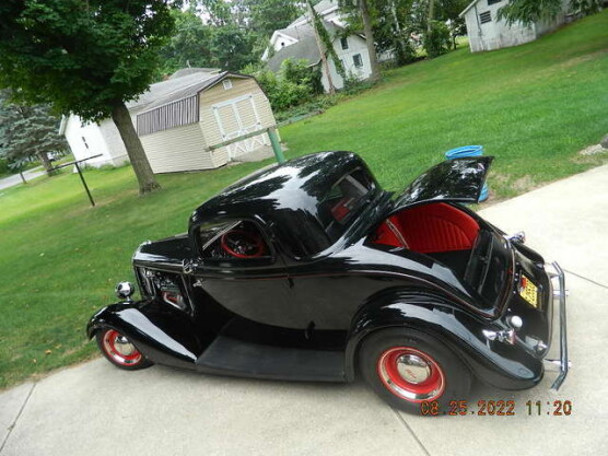 1934 Ford 3 Window