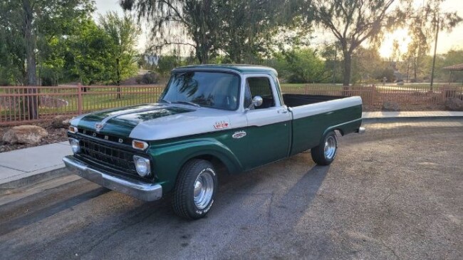 1965 Ford F-100