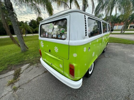 1975 Volkswagen Transporter