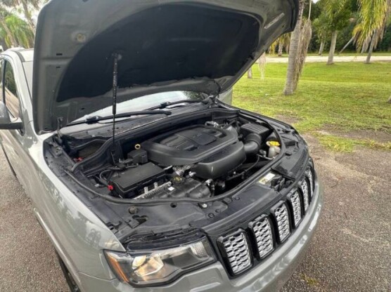 2020 Jeep Grand Cherokee