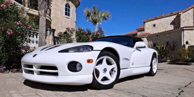 1996 Dodge Viper