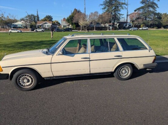 1982 Mercedes-Benz 300TD