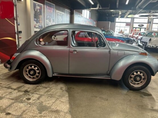 1972 Volkswagen Super Beetle