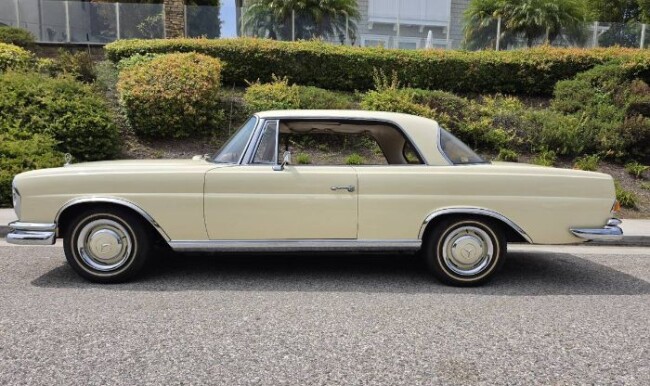 1967 Mercedes-Benz 250SE