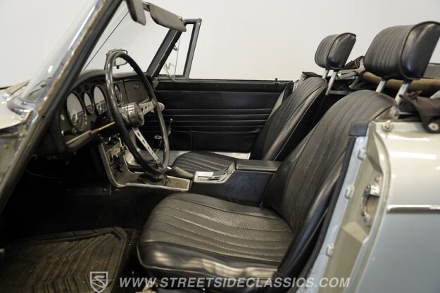 1967 Nissan 2000