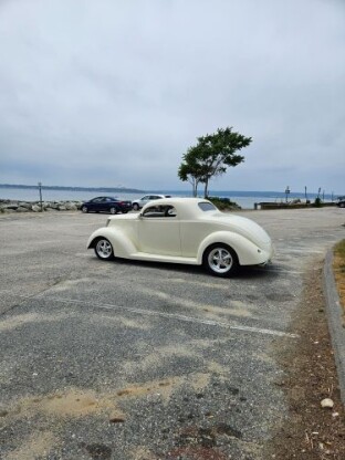 1937 Ford Coupe