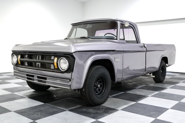 1970 Dodge D100