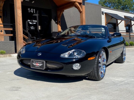 2003 Jaguar XKR