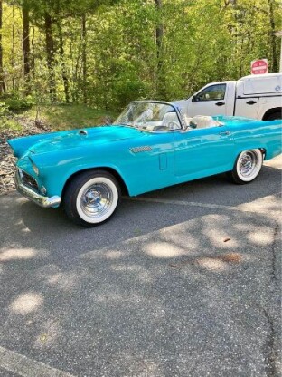 1956 Ford Thunderbird