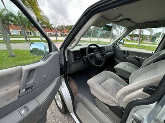 2002 Volkswagen EuroVan