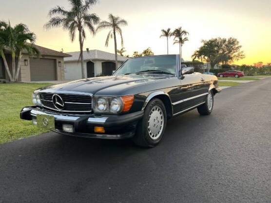 1988 Mercedes-Benz 560SL