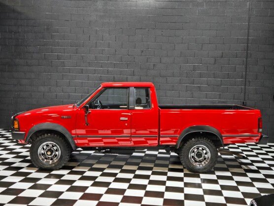 1985 Nissan Pickup