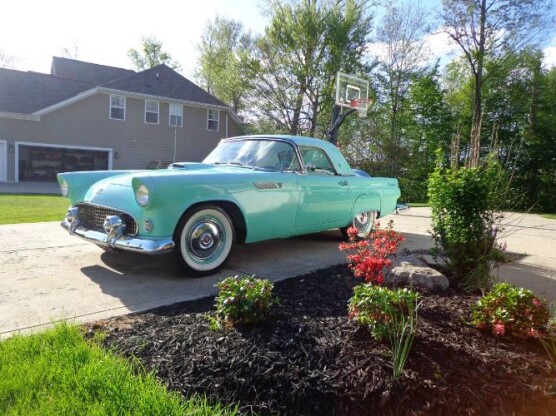1955 Ford Thunderbird