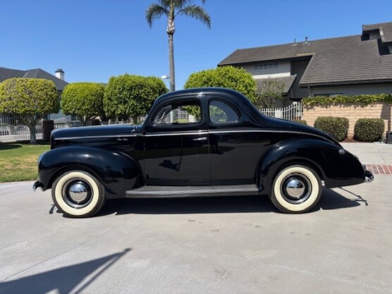 1940 Ford Deluxe