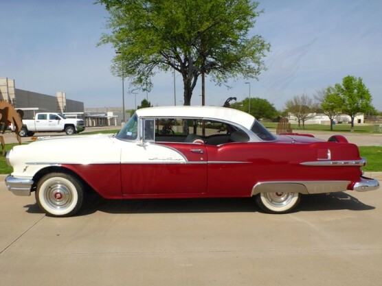 1956 Pontiac Star Chief