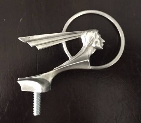 Accessories - Pontiac: Hood Ornament